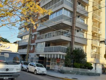 DEPARTAMENTO 2 AMB CON BALCON SANTOS LUGARES