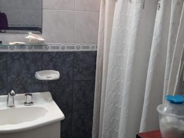 DEPARTAMENTO 2 AMB CON BALCON SANTOS LUGARES