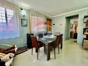 Casa en comuna El Bosque Encanto Clásico y Moderno