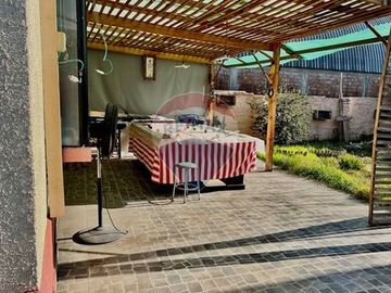 Casa en comuna El Bosque Encanto Clásico y Moderno