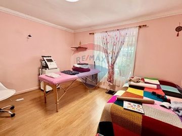 Casa en comuna El Bosque Encanto Clásico y Moderno