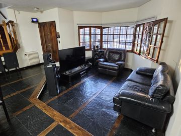 CASA TIPO CHALET 5 AMB CON GARAGE