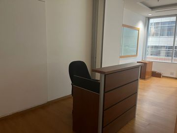 Disewakan kantor di Menara Sudirman luas 300 m²
