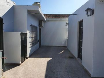 Hermoso Chalet en Barrio Los Alamos