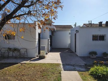 Hermoso Chalet en Barrio Los Alamos