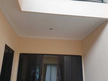 Dijual Rumah Bagus 2 lantai 200 meter  Minimalis Dekat Mal Cibubur Junction Jakarta Timur