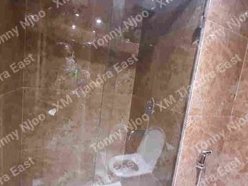 Termurah !! Grand Sungkono Lagoon Tower Venetian Baru Gres 2 Kamar Tidur Full Furnish