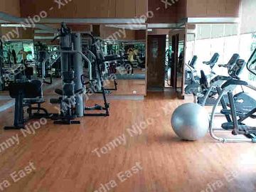 Termurah !! Grand Sungkono Lagoon Tower Venetian Baru Gres 2 Kamar Tidur Full Furnish