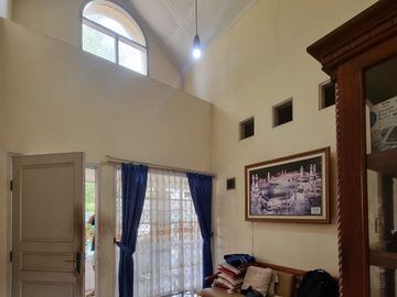 Rumah Standard Harga Miring  Cluster Anggrek Loka BSD