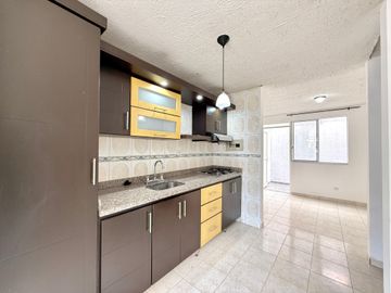 CASA EN VENTA EN AGUA AZUL/DOSQUEBRADAS