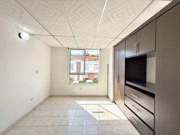 CASA EN VENTA EN AGUA AZUL/DOSQUEBRADAS