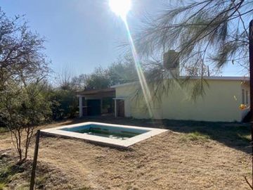 VENDO ESPECTACULAR CASA EN SANTA ROSA DE CALAMUCHITA