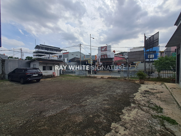 Dijual Tanah Zona Komersil Area Prime di Jl Pahlawan Revolusi Pd Bambu