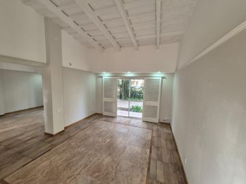 Casa en Funes