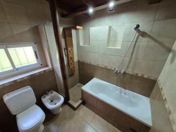 Casa en Funes