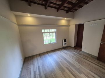 Casa en Funes