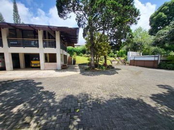 Dijual VILLA di puncak dekat pintu masuk TAMAN SAFARI