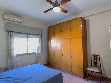 Casa de Tres Ambientes en Lote propio - Castelar