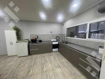 En Venta, Casa de 2 Dormitorios, Altos de Alberdi, Plottier