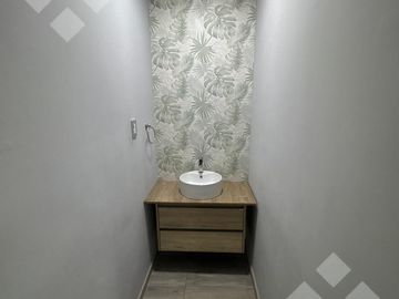 En Venta, Casa de 2 Dormitorios, Altos de Alberdi, Plottier