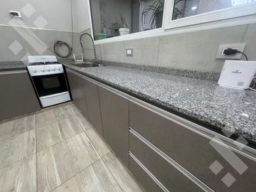 En Venta, Casa de 2 Dormitorios, Altos de Alberdi, Plottier