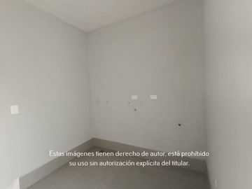Casa en Venta Cumbres Elite Premier Sector Vesubio Frente a Parque