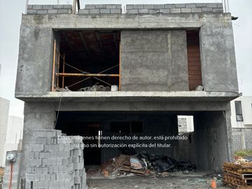 Casa en Venta en Dominio Cumbres Santoral III Preventa