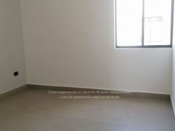 Casa en Venta en Dominio Cumbres 2 Niveles