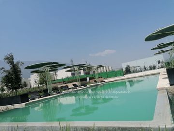 Casa en Venta en Dominio Cumbres 2 Niveles