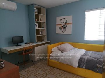 Casa en Venta en Dominio Cumbres 3 Niveles