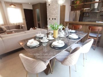 Casa en Venta en Dominio Cumbres 3 Niveles