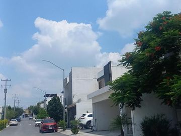 Casa en  VENTA EN MISION DE LAS FLORES, APODACA, N.L.