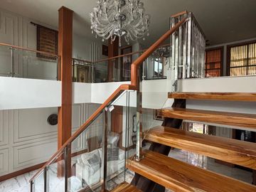Rumah 2 lantai di Denkuningan, Jakarta Selatan