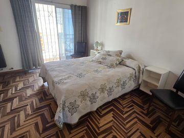 PH en  Alberdi, Excelente Ubicación
