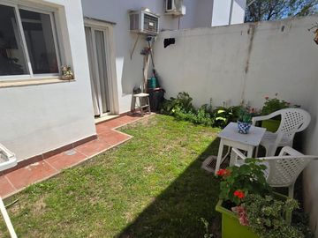 PH en  Alberdi, Excelente Ubicación