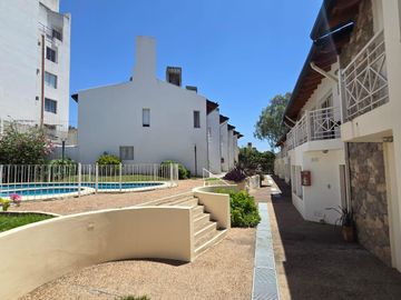 PH en  Alberdi, Excelente Ubicación
