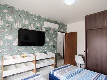 Venta de Casa de 3 recámaras, Fracc. Privado con alberca en Sauzal