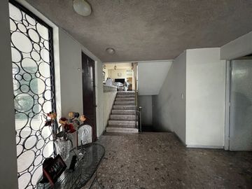 CASA EN VENTA GONZALITOS IDEAL PARA OFICINA