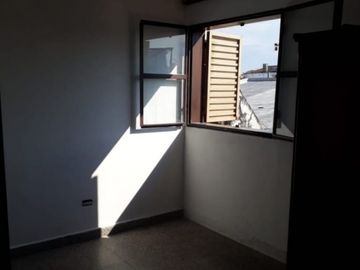 VENDE DEPARTAMENTO!