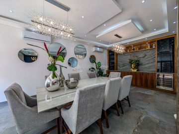 Residencia de Lujo en Venta en Punto Sur 1, junto al centro comercial