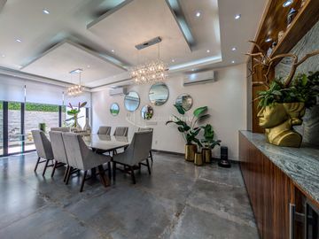 Residencia de Lujo en Venta en Punto Sur 1, junto al centro comercial