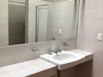 Residencia de 6 recámaras y gran Jardín