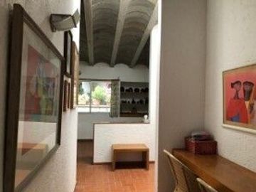 Residencia de 6 recámaras y gran Jardín