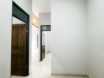 Dijual rumah di sektor v pondok ungu permai Bekasi