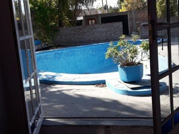 VENDO CASA QUINTA