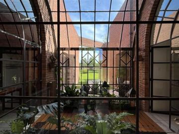 EXCLUSIVA QUINTA EN VENTA