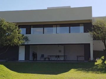 Casa en Alquiler Temporario Barrio Causana