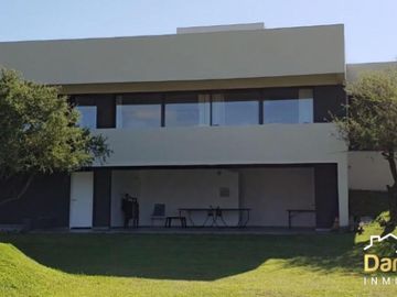Casa en Alquiler Temporario Barrio Causana