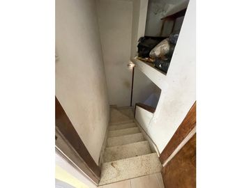 casa de tres dormitorios en dos plantas
