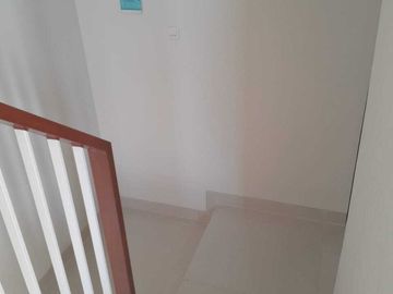 Ready stock ada , barat surabaya
